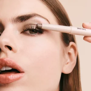 Стойкие тени-карандаш для век THE ONE Бронзовый 46918 | Песочный 46919 | Серебряный 46920 | Нюд 46921 | Шампань 46922 | Морозный Уголь 46923 | Лаванда 46924 | Бирюза 46925 | Матовый Розовый 46926 | Матовый Беж 46927 | Матовый Шоколад 46928 | Матовый Сливовый 46929 | Матовая Корица 46930 Орифлейм Орифлэйм Oriflame